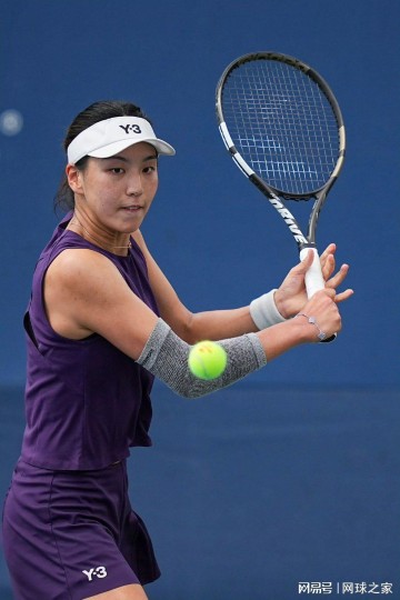 王欣瑜领军逆转打崩对手告别软妹子，小布大满贯魔咒难破遭五连败
