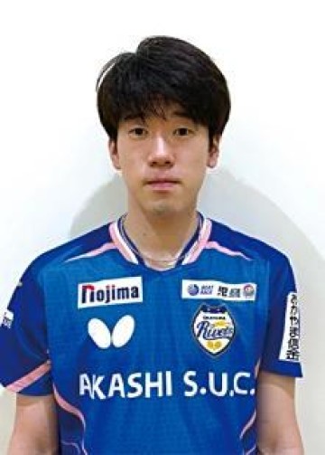 薛飞2-3惜败日本选手吉山僚一，止步WTT常规挑战赛首轮